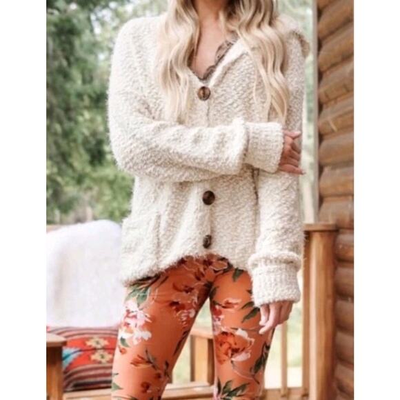 POL Sweaters - POL Cream Hooded Textured Boucle Sweater Cardigan Large Slouchy Boho Lounge